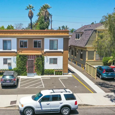 Buy this studio townhouse on 1179 West 29th Street in Los Angeles, CA 90007
