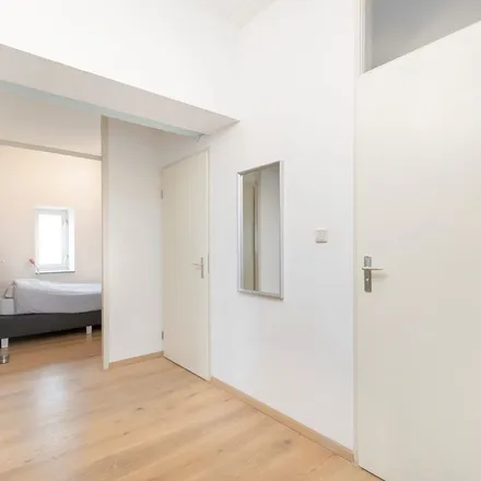 Image 8 - Zondag, Zeeburgerkade, 1019 HK Amsterdam, Netherlands - Apartment for rent