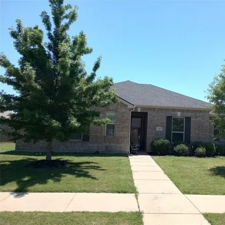 Buy this 3 bed house on 772 Skyflower Drive in DeSoto, TX 75115
