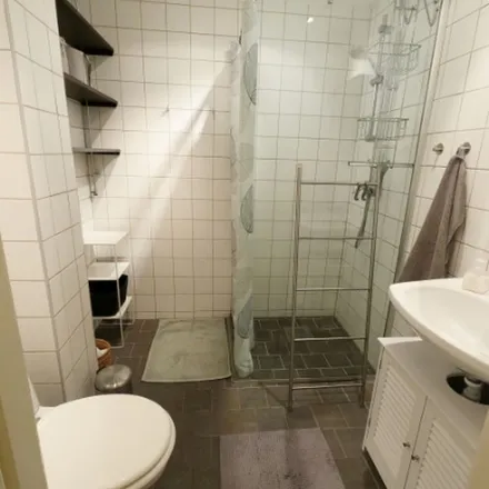 Rent this 2 bed apartment on Creutzgatan 13 in 112 43 Stockholm, Sweden