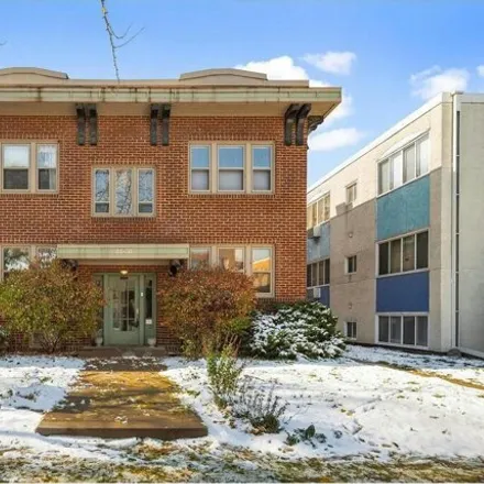 Buy this 2 bed condo on 3508 Emerson Avenue South in Minneapolis, MN 55408