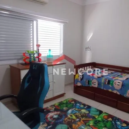 Buy this 3 bed house on Alameda Mar Negro in Jardim Inconfidência, Uberlândia - MG