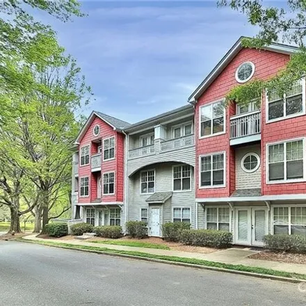 Rent this 2 bed condo on 1062 West 1st Street in Charlotte, NC 28202