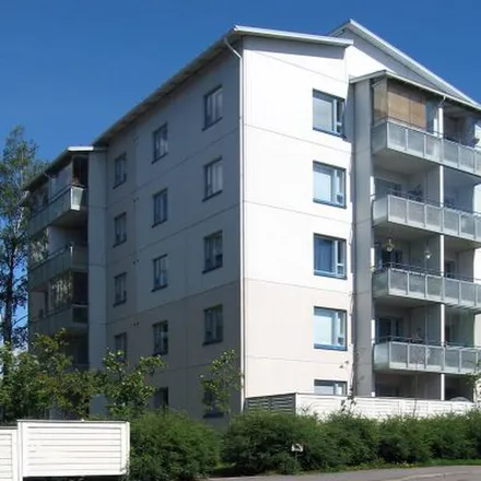 Rent this 3 bed apartment on Pöytäalhonkuja 2 in 04410 Järvenpää, Finland