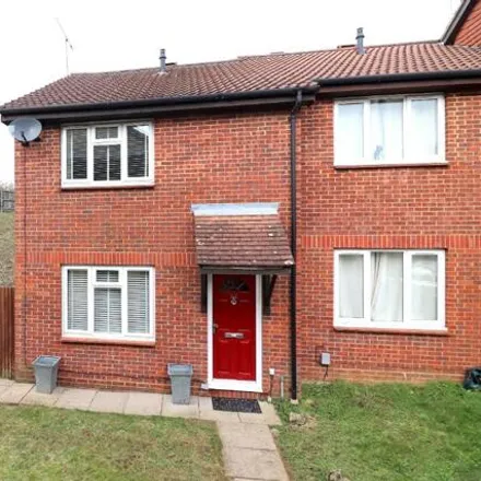 Buy this 3 bed house on Gilderdale in Luton, LU4 9NA