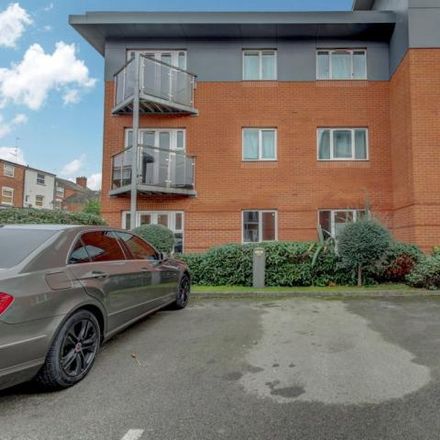Rent this 2 bed apartment on Bodiam Hall in Lower Ford Street, Coventry