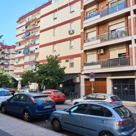 Image 9 - Bar Tribuna, Calle Granaderos, 41010 Seville, Spain - Room for rent