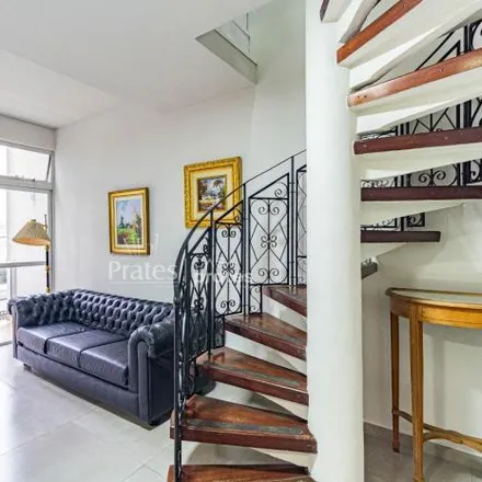 Rent this 2 bed apartment on Rua Doutor Manoel Pedro 495 in Cabral, Curitiba - PR
