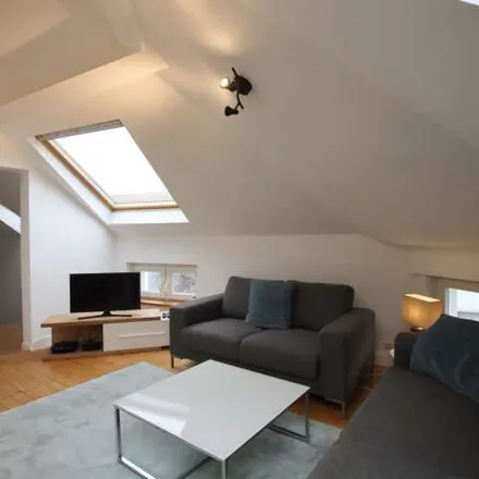 Rent this 2 bed apartment on Rue de Dublin - Dublinstraat 44 in 1050 Ixelles - Elsene, Belgium