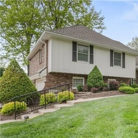 Image 3 - 16524 George Franklin Drive, Independence, MO 64055, USA - House for sale