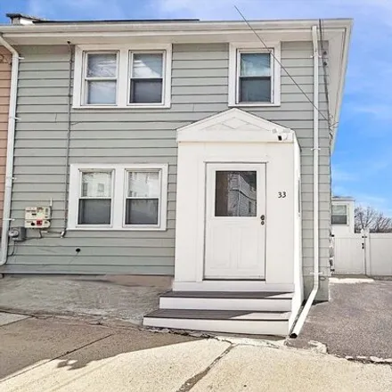 Image 2 - 39 Campbell Avenue, Crescent Beach, Revere, MA 02151, USA - House for sale