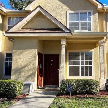 Rent this 3 bed condo on Gateway Drive in Altamonte Springs, FL 32810