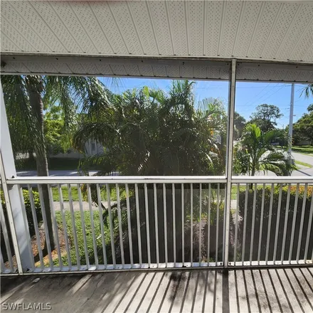 Image 3 - Bldg 100, Maravilla Avenue, Fort Myers, FL 33901, USA - Condo for rent