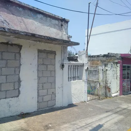 Buy this studio house on Oxxo in Avenida Xalapa, Ortiz Rubio