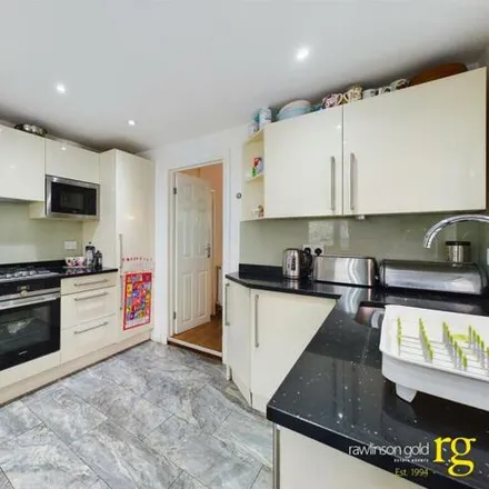 Image 5 - Harrow Junction, Cecil Road, London, HA3 5RB, United Kingdom - Townhouse for sale