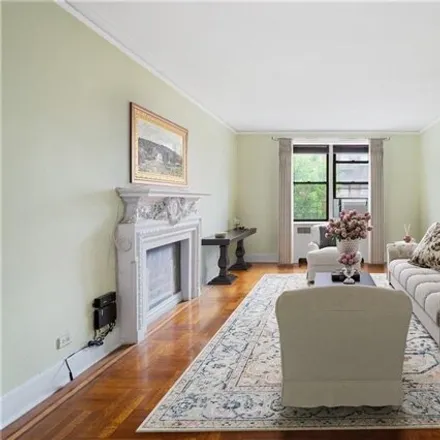 Buy this studio apartment on 2685 Creston Avenue in New York, NY 10468