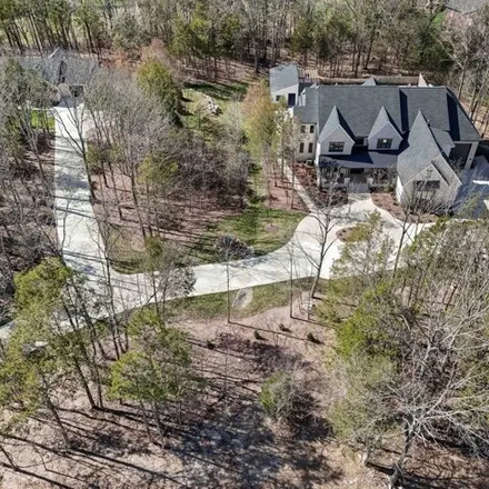 Buy this 7 bed house on 1165 Waller Road in Brentwood, TN 37027
