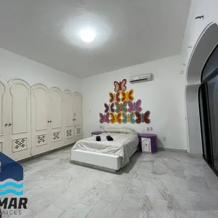 Rent this 6 bed house on Marina Brisas in Fraccionamiento Marina Brisas, 39300 Acapulco