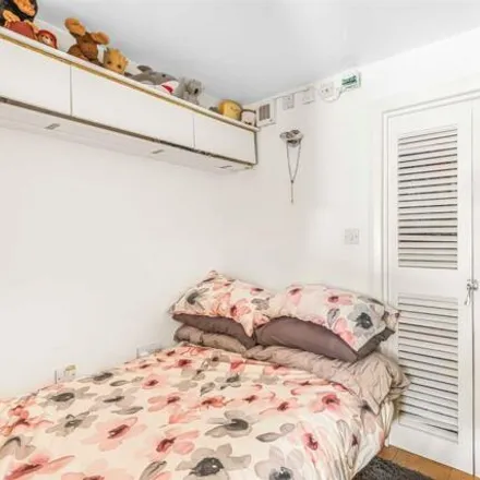 Image 5 - 170 Castelnau, London, SW13 9DH, United Kingdom - Apartment for sale