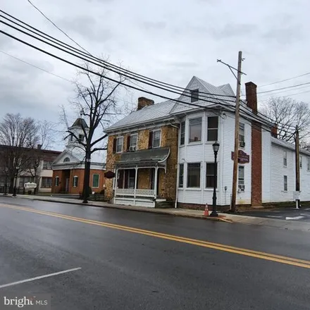 Image 7 - 107 South Main Street, Moorefield, WV 26836, USA - House for sale