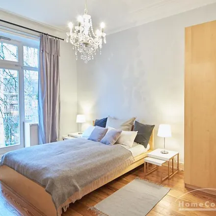 Rent this 4 bed apartment on Schrammsweg 23 in 20249 Hamburg, Germany