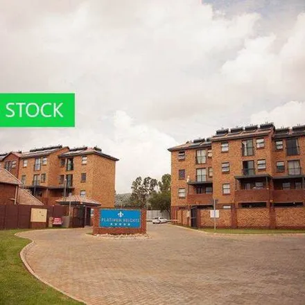 Image 1 - Clive Street, Chantelle, Akasia, 0118, South Africa - Apartment for rent
