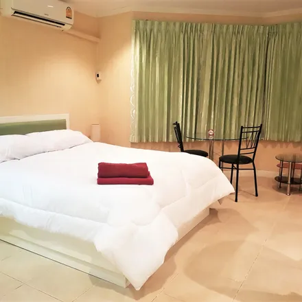 Rent this 1 bed condo on My Friend in Jomtien 7, Chom Thian