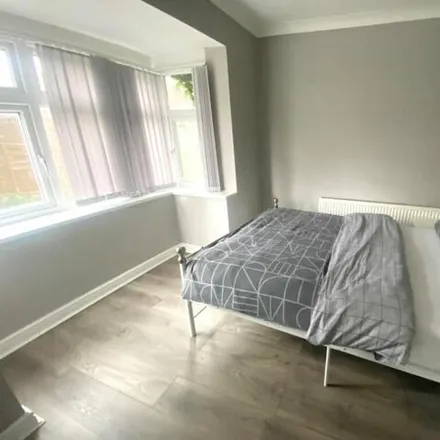 Image 6 - Amberton Road, Leeds, LS8 3LD, United Kingdom - Apartment for rent