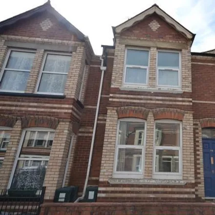 Rent this 4 bed townhouse on 76 Monks Road in Exeter, EX4 7BE