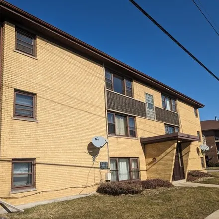 Rent this 1 bed house on 11840 S Karlov Ave Apt Be in Alsip, Illinois