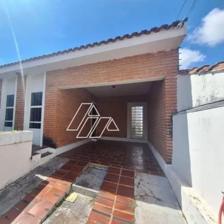 Rent this 3 bed house on Rua Francisco Barrueco in Jardim Parati, Marília - SP