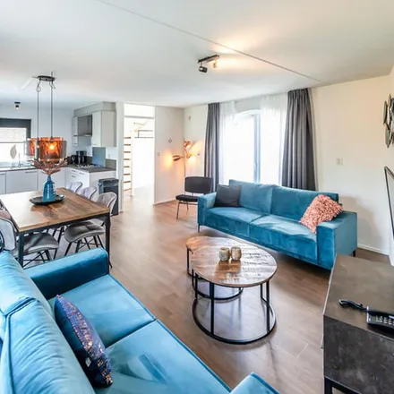 Rent this 4 bed apartment on Struytse Hoeck in Amnesty Internationallaan, 3223 DB Hellevoetsluis