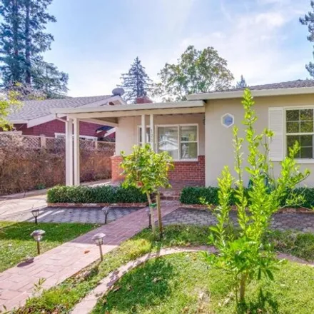 Rent this 2 bed house on 129 Oakdale Street in Redwood City, CA 94063