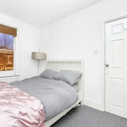 Rent this 2 bed apartment on Centre for Armenian Information & Advice in Mill Hill Road, London