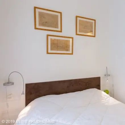 Image 6 - 6 Passage des Abbesses, 75018 Paris, France - Apartment for rent