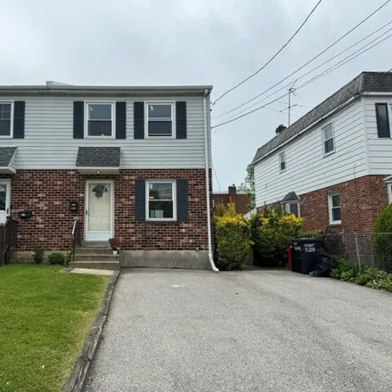 Rent this 3 bed house on 222 Harding Road in Morton, Delaware County
