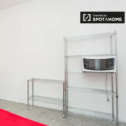 Image 4 - Via Braccio da Montone, 5, 20154 Milan MI, Italy - Apartment for rent