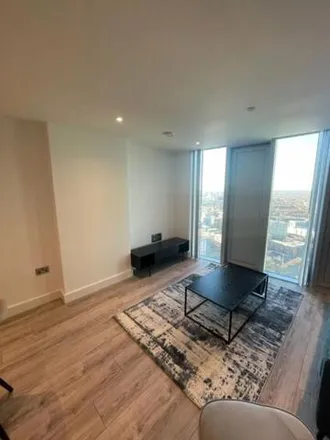 Image 2 - Three60, Crown Street, Manchester, M15 4XL, United Kingdom - Room for rent