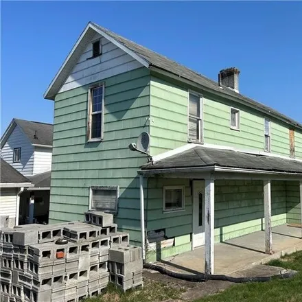 Image 6 - 348 Prospect Street, Point Marion, Fayette County, PA 15474, USA - House for sale
