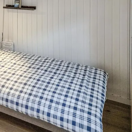 Rent this 3 bed house on Stråvalla kyrka in N 853.01, 439 65 Varbergs kommun