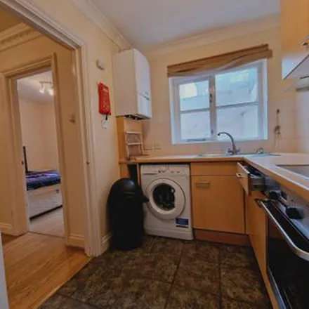Rent this 2 bed apartment on unnamed road in Brighton, BN2 1TW