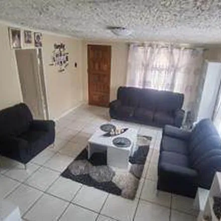 Image 2 - 100 Colorado Drive, Riverlea, Johannesburg, 2001, South Africa - Apartment for rent
