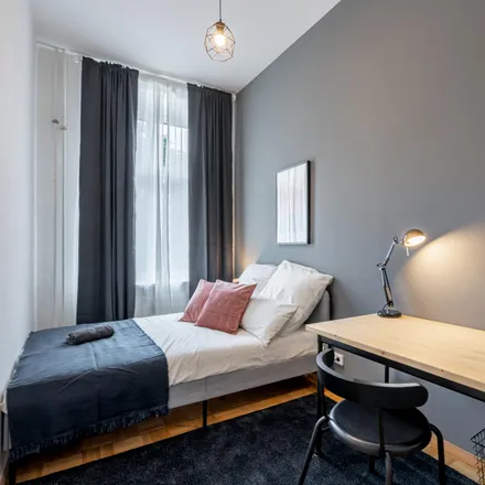 Rent this 4 bed room on The Klub Kitchen in Veteranenstraße 27, 10119 Berlin