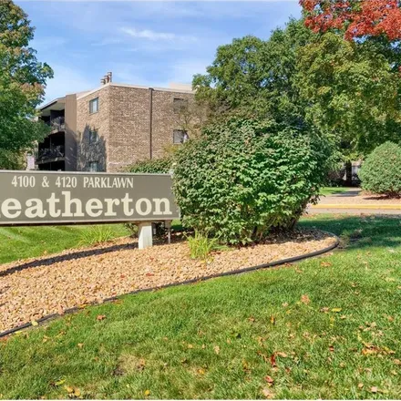 Buy this 2 bed condo on The Heatherton in 4100-20 Parklawn Avenue, Edina