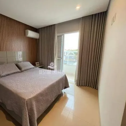 Buy this 3 bed apartment on Rua Melo Viana in Osvaldo Rezende, Uberlândia - MG
