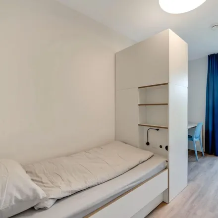 Rent this 5 bed room on Rathenaustraße 27 in 12459 Berlin, Germany