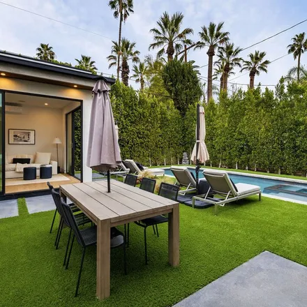 Image 2 - 5008 Cedros Avenue, Los Angeles, CA 91403, USA - Apartment for rent