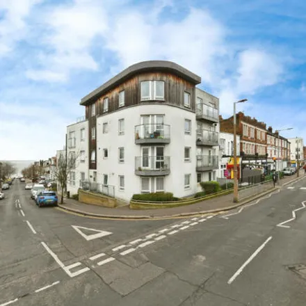 Buy this 2 bed apartment on Palmerston Road in Southend-on-Sea, SS0 7FJ