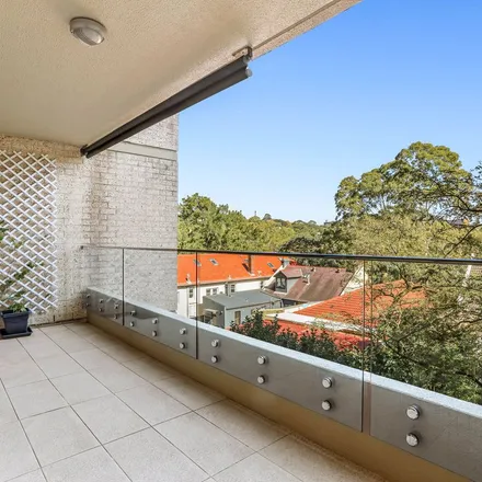 Rent this 2 bed apartment on 4 New McLean Street in Edgecliff NSW 2027, Australia