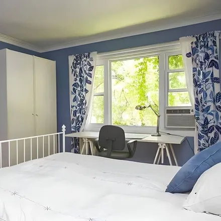 Rent this 6 bed house on Collège Jean Brébeauf in Montreal, QC H3S 2G2